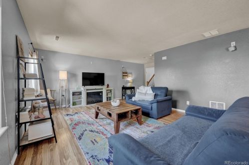 774 Willow Dr, Denver, CO 80603-7727