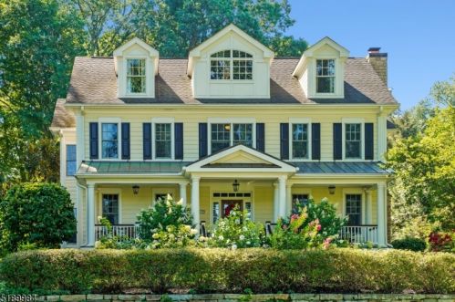 7 Spring Brook Rd, Morristown, NJ 07960-6319