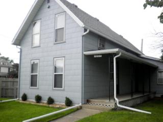 1605 20th Ave, Moline, IL 61265-4810