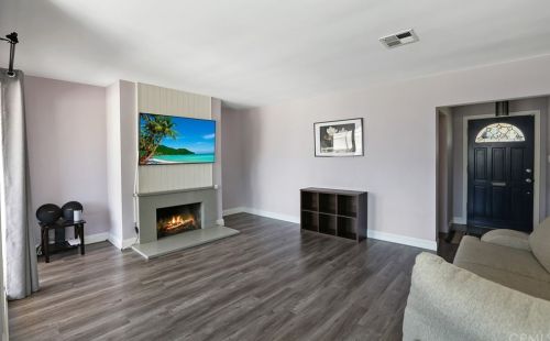 7831 Danvers St, Downey, CA 90240-2665