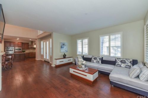72 Shadowplay, Irvine, CA 92620-4810