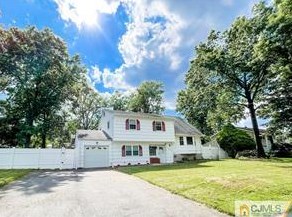 162 Davis Ave, Piscataway NJ  08854-2406 exterior