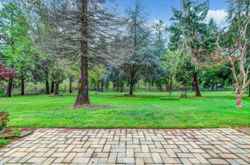 11683 Myrna Dr, Grass Valley, CA 95945-7603