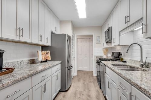 1201 Country Park Dr, Smyrna GA  30080-8226 exterior