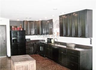 218 Comanche Pl, Henderson NV  89074-4101 exterior