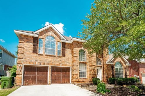2314 Balleybrooke Dr, Lewisville, TX 75077-7619
