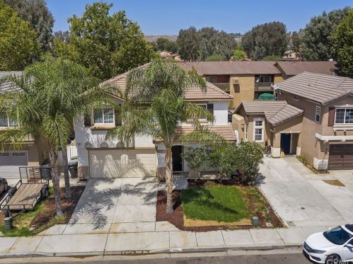 594 Corte San Luis, Perris, CA 92571-4809