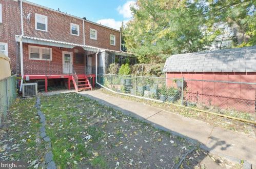 302 Cooper Ave, Camden NJ 08107-2107 exterior