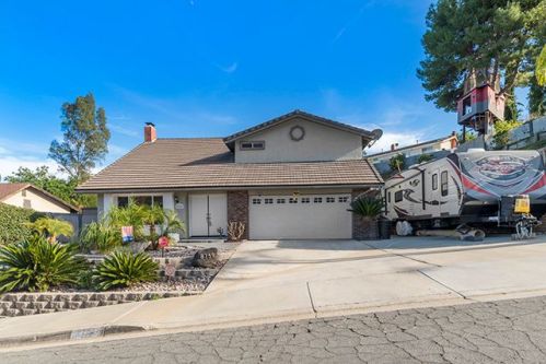 8759 Via Diego Ter, Lakeside, CA 92040-5053
