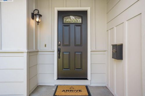 4491 Sandalwood Dr, Pleasanton, CA 94588-4347