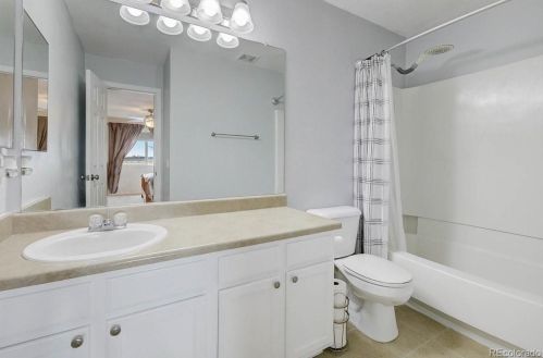 22386 Navarro Dr, Aurora CO 80013-2907 exterior