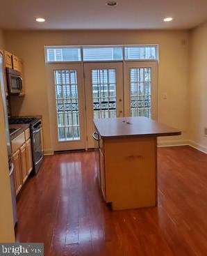 1736 Catharine St, Philadelphia PA  19146-1924 exterior