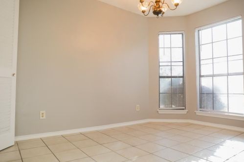 6126 Cypress Point Dr, Garland TX  75043-5600 exterior