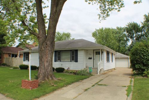 626 Bank St, Bradley, IL 60915-2638