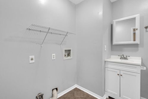 1208 Maryland Dr, Ladson SC  29456-4838 exterior