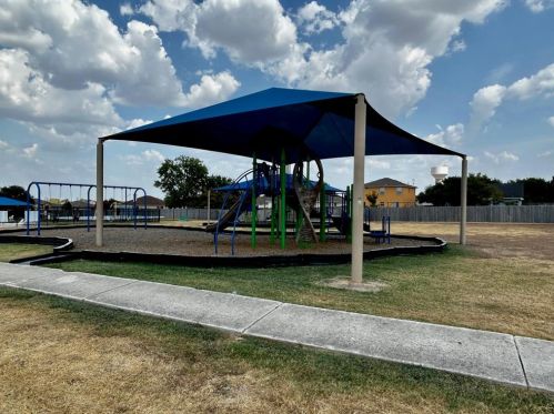 245 Wallops, Uhland TX 78640-4180 exterior