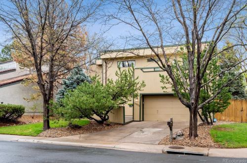 13872 Radcliff Pl, Denver, CO 80015-1054