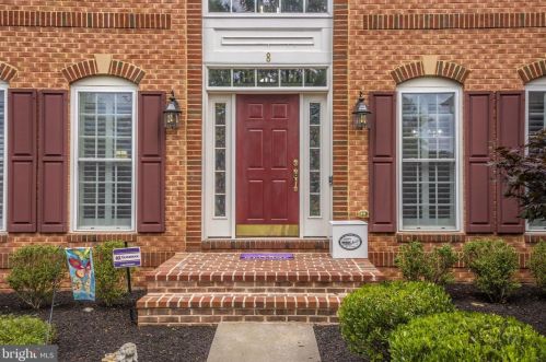 8 Farmstead Pl, Middletown MD  21769-7742 exterior