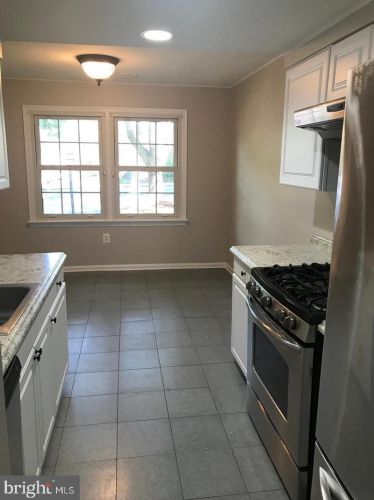 5729 Sweetwind Pl, Columbia MD  21045-2577 exterior