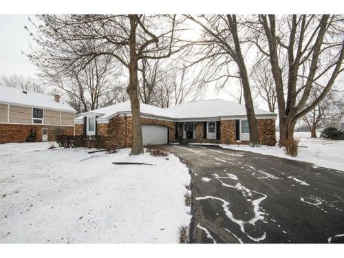 1727 Burning Tree Dr, Decatur, IL 62521-9149