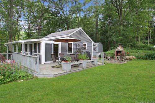 136 Lake Shore Dr, Exeter, CT 06249-1910