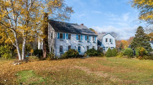 22 Maple Ave, Scarborough, ME 04074-9528
