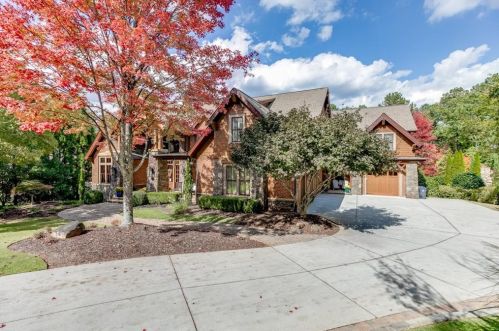 879 Big Horn Holw, Suwanee, GA 30024-1764