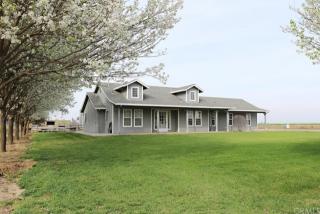 4076 Dickenson Ferry Rd, Merced, CA 95341-9622