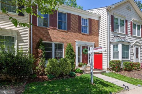 10614 Alison Dr, Springfield, VA 22015-2240
