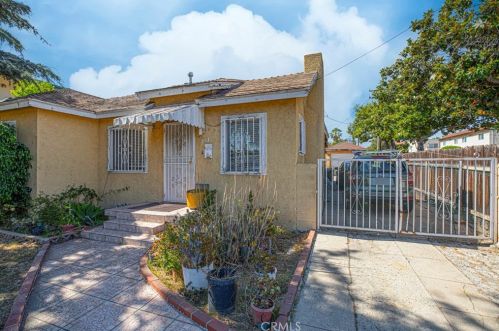 913 Maple St, Glendale CA  91205-1828 exterior