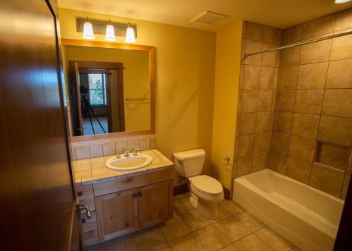 3001 Northstar Dr, Truckee CA  96161-4234 exterior