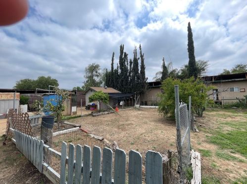 8290 Cassidy Cir, Riverside CA  92509-7123 exterior