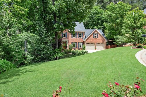 4147 Bellflower Ct, Roswell, GA 30075-2676