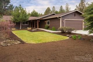 61315 King Josiah Pl, Bend, OR 97702-2858