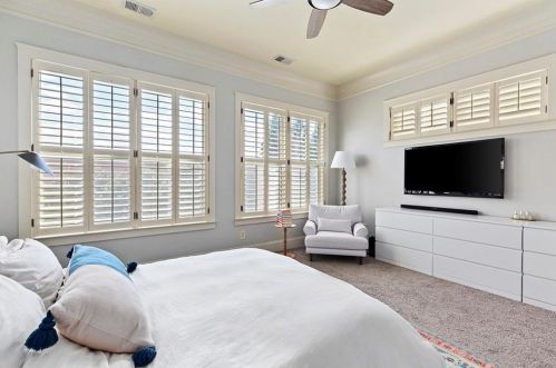 2479 Gatebury Cir, Atlanta GA  30341-2635 exterior