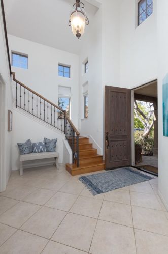 3945 Stacy Ln, Santa Barbara, CA 93110-1516