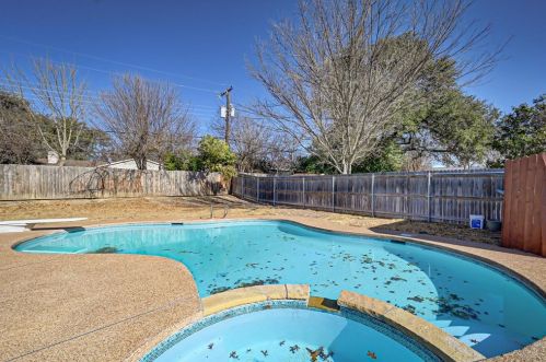 4313 Clayton Rd, Fort Worth TX  76116-8036 exterior