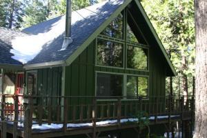 7495 Chip N Dale Dr, Shingletown, CA 96088-9421