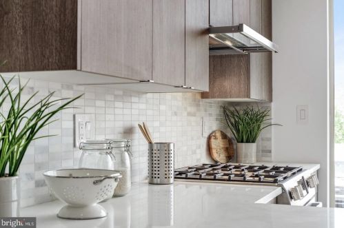 1344 19 St, Philadelphia PA  19146-4665 exterior