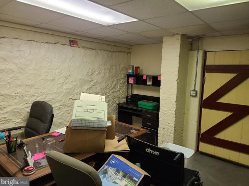 913 King St, Lancaster PA  17602-3223 exterior