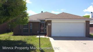 527 Iola Ave, Lubbock TX  79416-4141 exterior