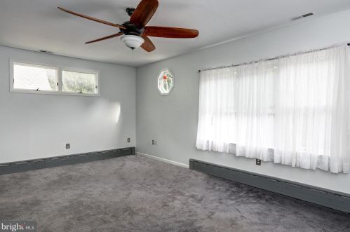 41 Friends Ave, Haddonfield NJ 08033-1500 exterior