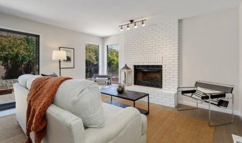 8477 Rick Mary Ct, Fair Oaks, CA 95628-3843