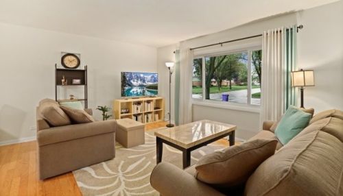 186 Kinkaid Ct, Des Plaines, IL 60016-6047