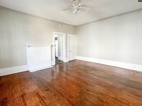 325 Hudson St, Cayce-West Columbia SC  29169-7626 exterior