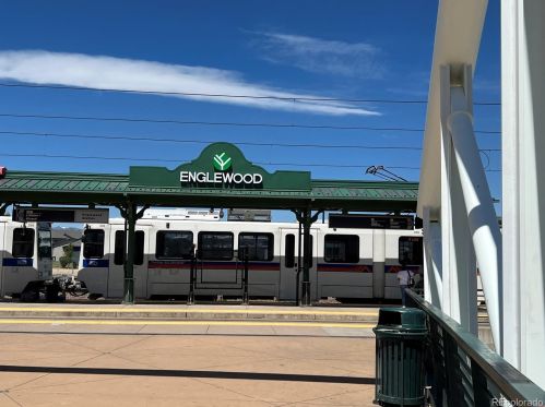 3200 Galapago St, Englewood CO 80110-2323 exterior