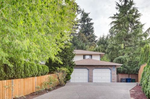 1910 29th Ct, Seattle, WA 98056-2286