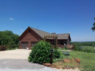 89 Caleb Dr, Springville, TN 38256-4696