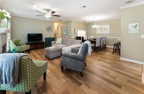 312 Hollyfax Cir, Atlanta GA  30328-5702 exterior
