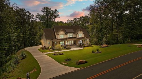 109 Forest Pointe Dr, Forsyth, GA 31029-6119